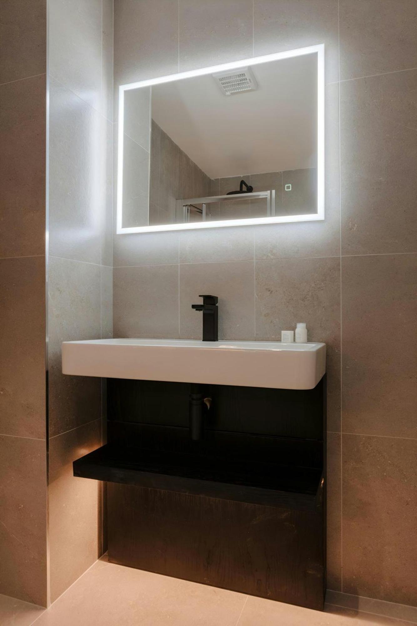 The Earl Hotel Leeson Street, Sonder By Marriott Bonvoy ดับลิน ภายนอก รูปภาพ