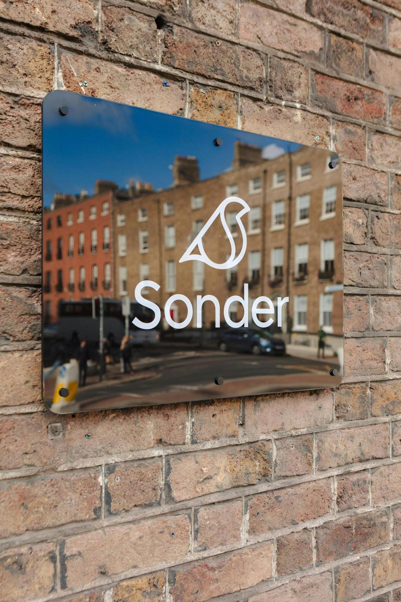 The Earl Hotel Leeson Street, Sonder By Marriott Bonvoy ดับลิน ภายนอก รูปภาพ